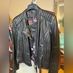 Women’s Leather Black Rivet Jacket with Floral Lining size Large